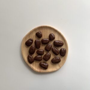 Amaretto Pecans 16 oz - Image 2